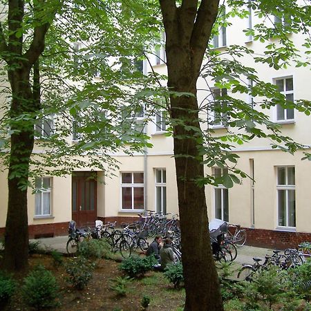 Quiet Courtyard Apartment Βερολίνο Εξωτερικό φωτογραφία